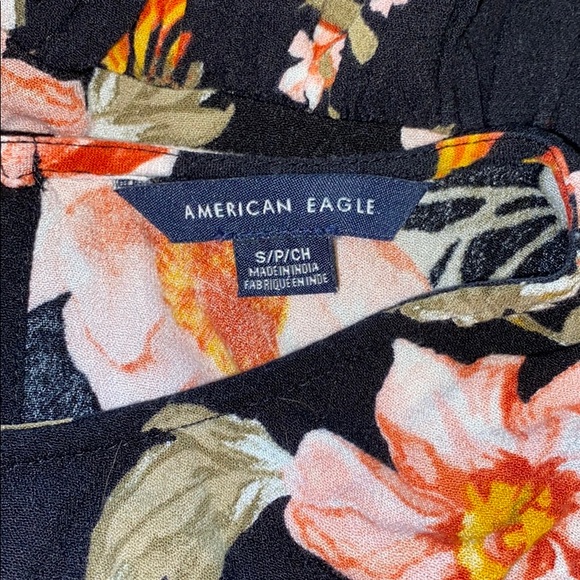 American Eagle Floral Tank - Picture 4 of 5